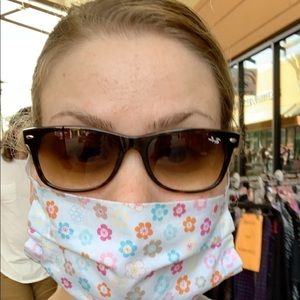 Meet your Posher, Mollie